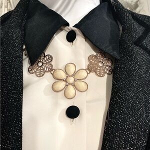 3pc Set MCM Vintage Costume Jewellery - Flower Bib Necklace & Teardrop Earrings